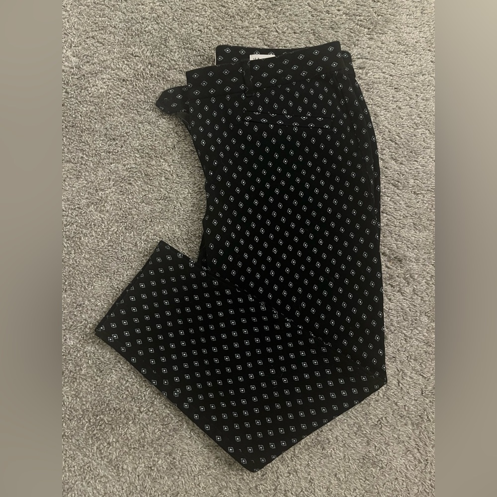 Gap Black with White Patterned Stretch Ankle Pants 12
